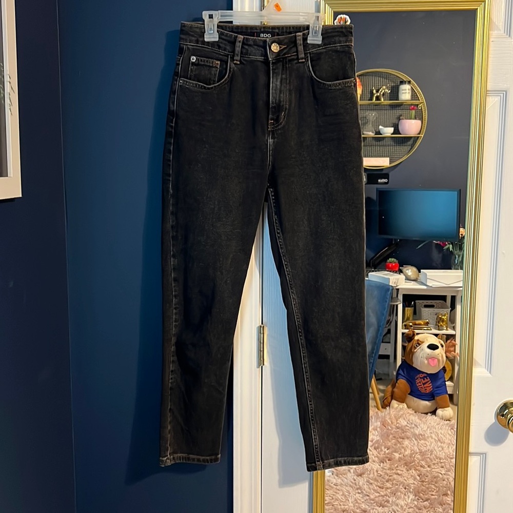 UO BDG High-Rise Girlfriend Jeans